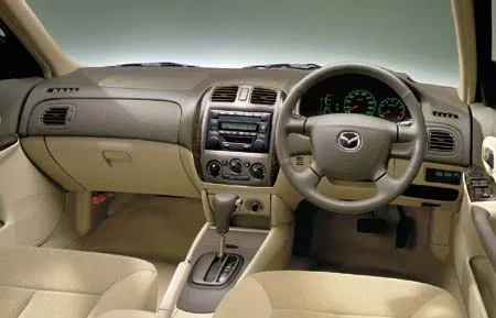 Mazda Familia LS (BJ5P)