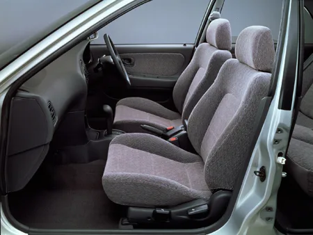 Mitsubishi Lancer MX SALOON S (CB3A)
