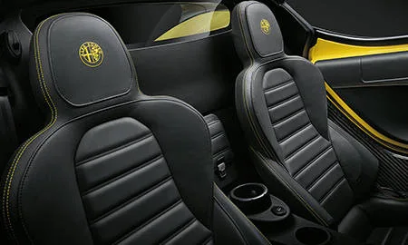 Alfa Romeo 4C Spider BASE GRADE (96018)