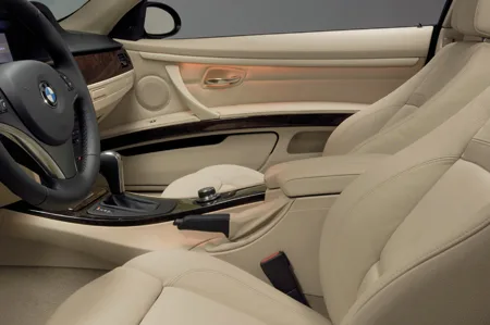 Bmw 3 Series 320i (WA20)