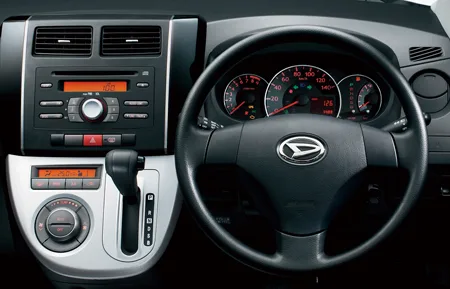 Daihatsu Mira Custom X (L275S)