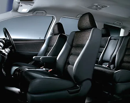 Honda Odyssey ABSOLUTE (RB2)