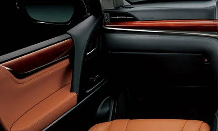 Lexus LX570 базовая (URJ201W)