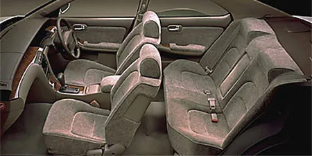 Nissan Laurel CLUB S TYPE X (HC35)