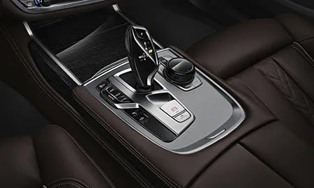 Bmw 7 Series 740i M-SPORT (7A30 / 7A44 / 7E30 / 7F44)