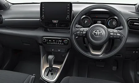 Toyota Yaris HYBRID Z (MXPH10)