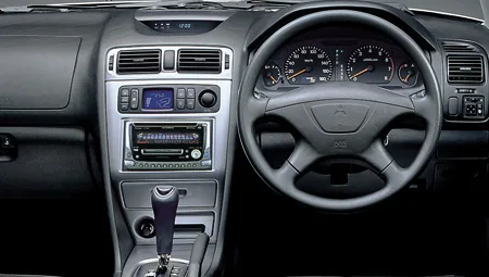 Mitsubishi Legnum 24 CUSTOM (EC3W)