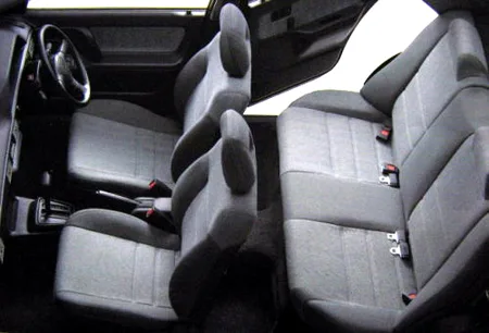 Mazda Familia INTERPLAY (BG6Z)