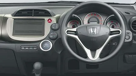 Honda Fit L (GE7)