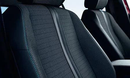 Peugeot E208 GT LINE (P21ZK01)