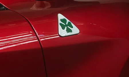 Alfa Romeo Stelvio QUADRIFOGLIO COLLEZIONE (94920 / 94929)