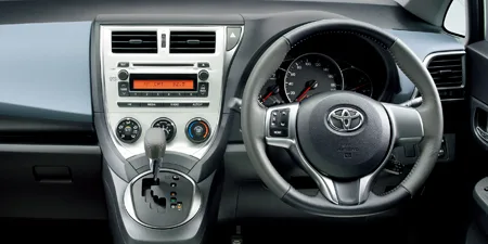 Toyota Ractis LEPICE (NSP120)