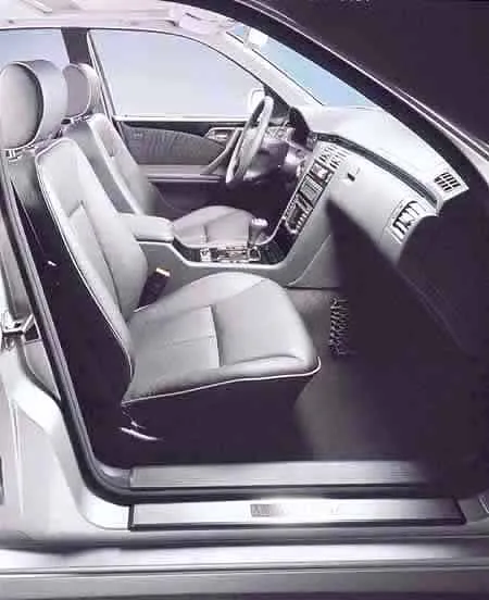 Mercedes Benz Eclass E320 (210065 / 210070 / 210082)