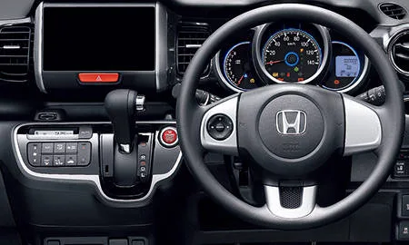 Honda Nbox Custom G SS PACKAGE (JF2)