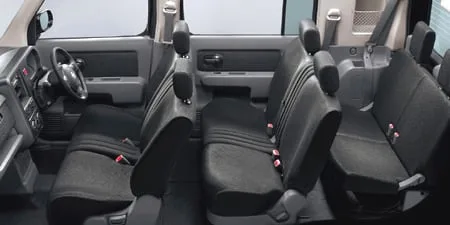 Nissan Cube Cubic AGIACTIVE (BGZ11)