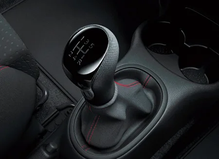 Nissan March NISMO S ()