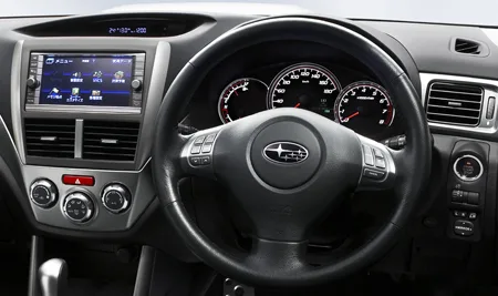 Subaru Forester 2.0XT PLATINUM SELECTION (SH5)