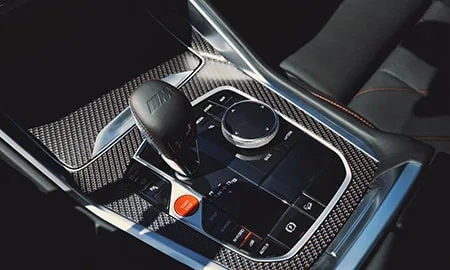 Bmw XM LABEL RED (22CS44)