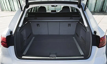 Audi A4 Allroad Quattro BASE GRADE (8WCYRA)