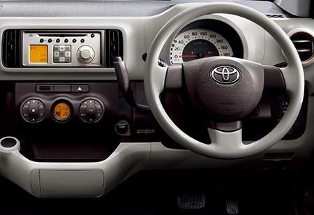 Toyota Passo PLUS HANA (KGC35)