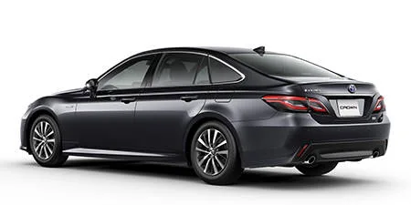 Toyota Crown Hybrid S (AZSH20)