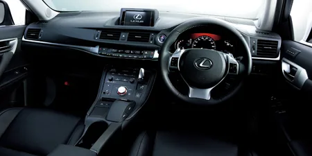 Lexus CT200H VERSION C (ZWA10)