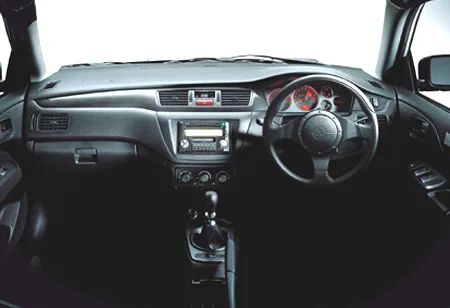 Mitsubishi Lancer RS EVOLUTION VIII MR (CT9A)