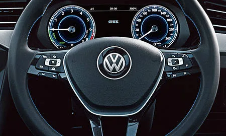 Volkswagen Passat Gte BASE GRADE (3CCUK)