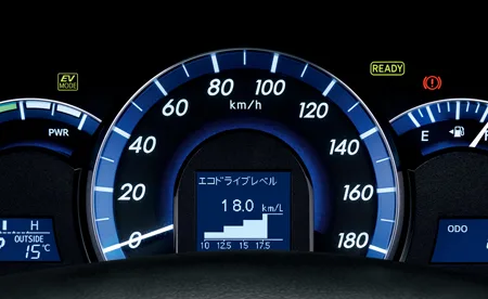Toyota Camry HYBRID LEATHER PACKAGE (AVV50)