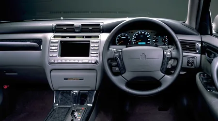 Toyota Crown Estate ATHLETE V (JZS171W)