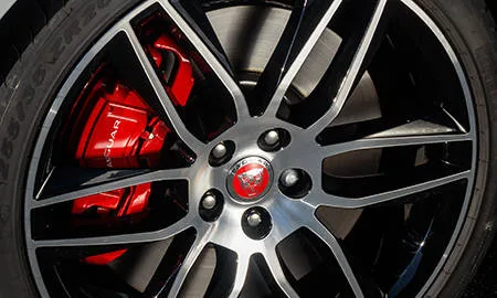 Jaguar Ftype CHEQUERED FLAG EDITION CONVERTIBLE (J60XB)