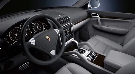 Porsche Cayenne BASEGRADE (9PABFD)