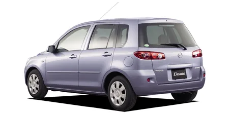 Mazda Demio CASUAL (DY3W)