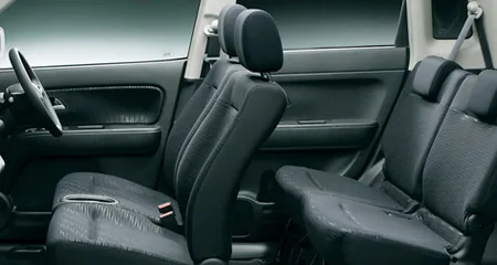 Honda Zest Spark W (JE1)