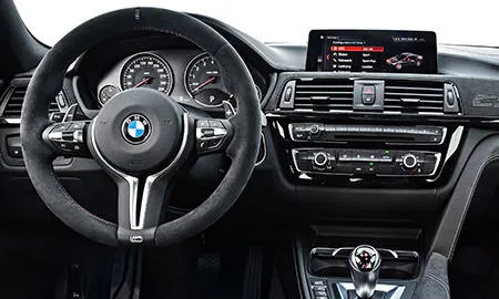 Bmw M4 CS (3C30)