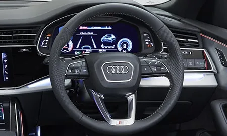 Audi Q8 55TFSI QUATTRO (F1DCBS)