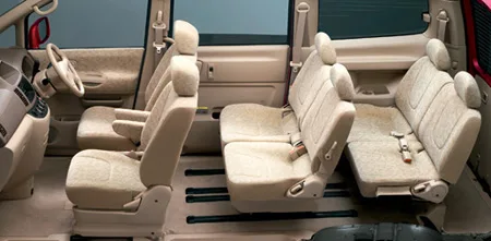 Nissan Serena V-G NAVI PACKAGE (TC24)