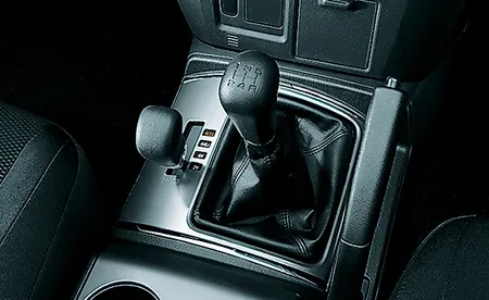 Mitsubishi Pajero SHORT SUPER EXCEED (V87W)