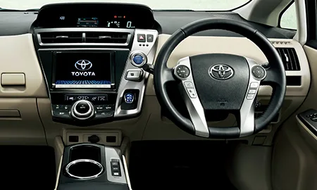 Toyota Prius Alpha G (ZVW41W)