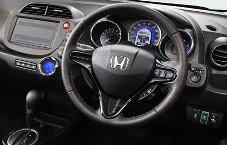 Honda Fit Shuttle Hybrid HYBRID (GP2)