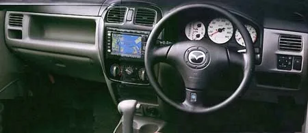 Mazda Demio L (DW3W)