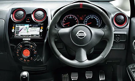 Nissan Note NISMO S ()
