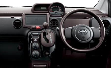 Toyota Spade G (NCP141)