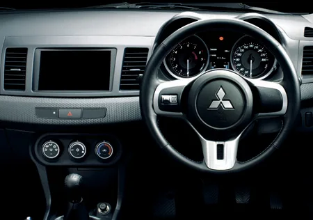 Mitsubishi Lancer RS EVOLUTION X (CZ4A)