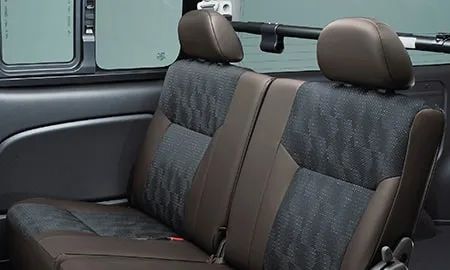 Nissan Caravan 50th ANNIVERSARY (VR2E26)