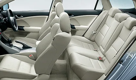 Honda Accord Tourer 24E (CW2)