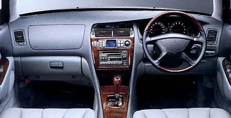 Mitsubishi Diamante 25V-SE (F34A)