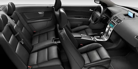 Volvo C70 T5 TE (MB5254)