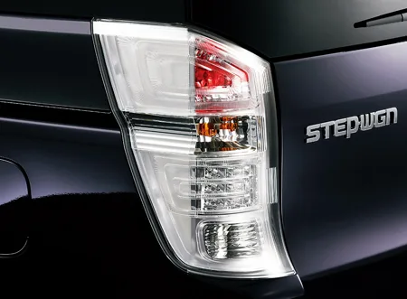 Honda Stepwagon Spada Z (RK6)