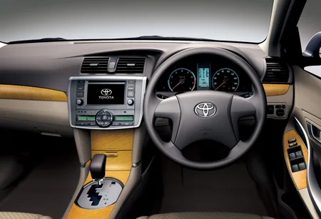 Toyota Premio 2.0G EX PACKAGE (ZRT261)